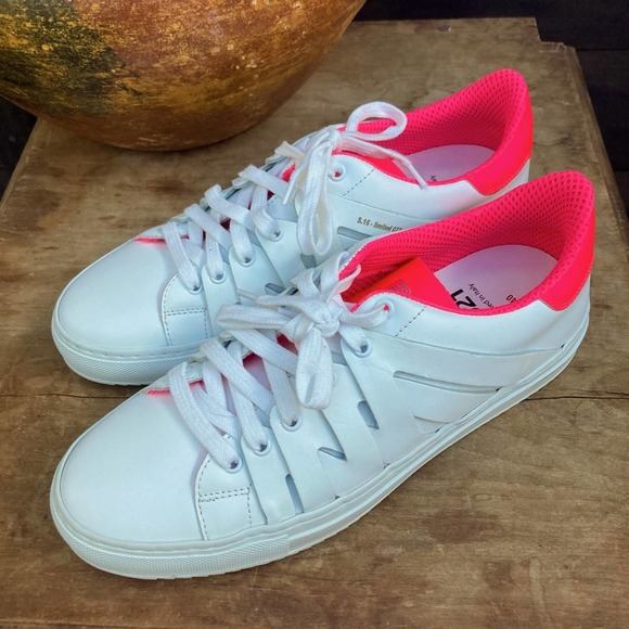 NEW PS821 Mens Pink Neon Leather Alpha Italy Sneaker size US 7  /40 - Picture 1 of 8